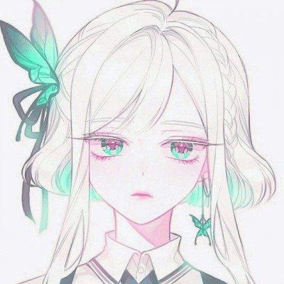 游客在洛阳折断牡丹花跳进花丛拍照